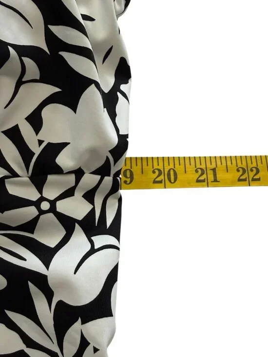 Lands End Tankini Top Size 20W Square Neck Black White Floral Swimsuit Soft Bra - Picture 16 of 16